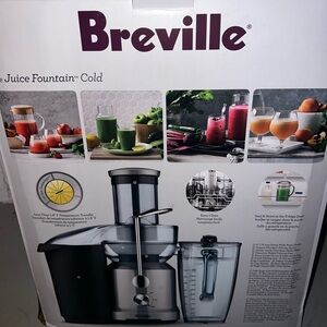 Breville Juicer brand new never been used